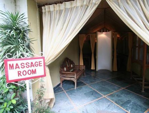 Hotel Mahendra Prakash à Udaipur Extérieur photo